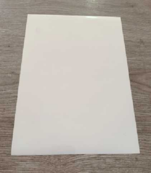 ADHESIVO SEMI TRANSPARENTE IMPERMEABLE PET INKJET A4